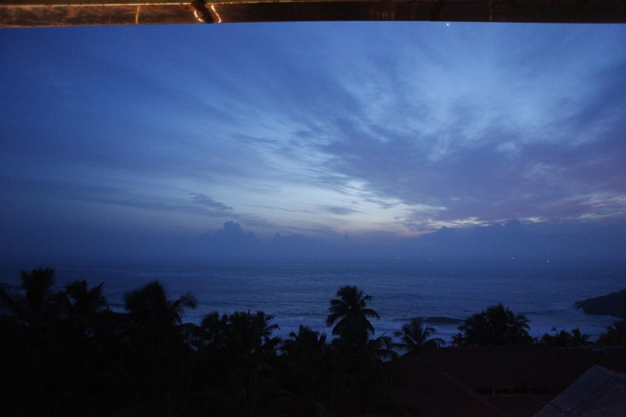 Gokulam Grand Turtle On The Beach Kovalam Luaran gambar